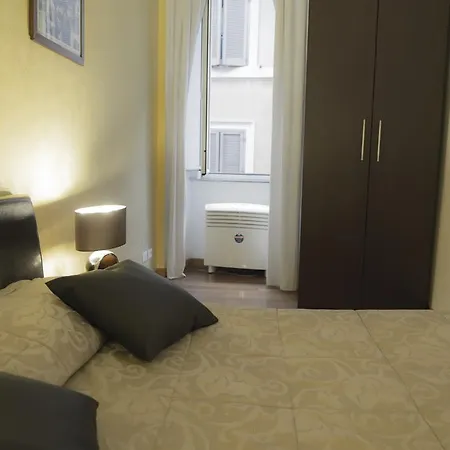 Trevi Luxury Suites Panzió